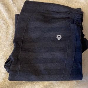 Lululemon Crop 19”